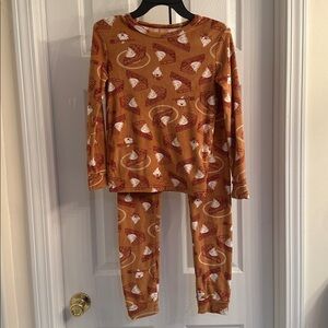 Cat & Jack Cozy Brown and White Pie Slice Pajama Set